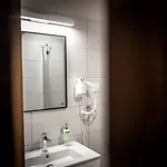 Zamek Piastowski W Raciborzu Apartmanhotel 3*