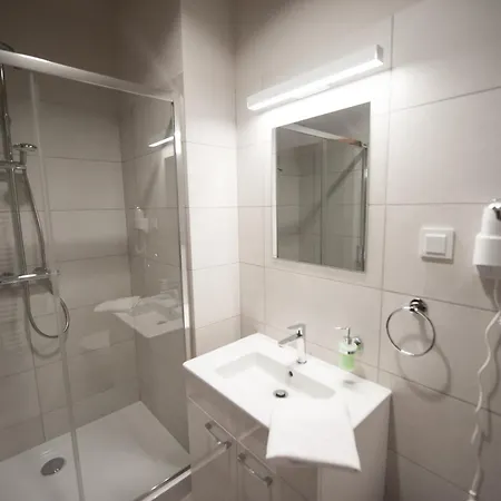Zamek Piastowski W Raciborzu Apartmanhotel 3*