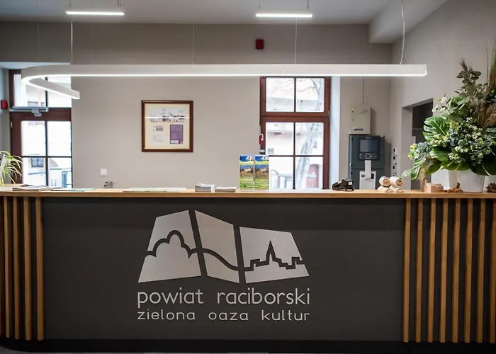 아파트호텔 Zamek Piastowski W Raciborzu 라시보르츠