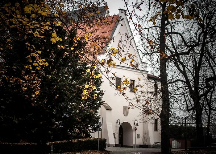 아파트호텔 Zamek Piastowski W Raciborzu