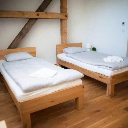 아파트호텔 Zamek Piastowski W Raciborzu 라시보르츠