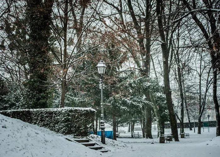 Zamek Piastowski W Raciborzu 아파트호텔